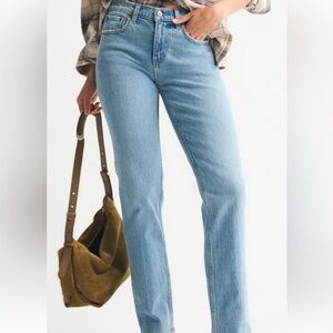 Abercrombie Mid Rise 90s Straight Jean